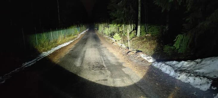 Valtra AGCO Led-Ajovalo Lähi ja Kaukovalo Revon RAV606