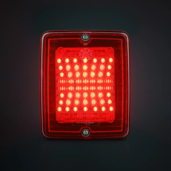 IZE LED Square Takasumuvalo, punainen linssi – LED-takasumuvalo