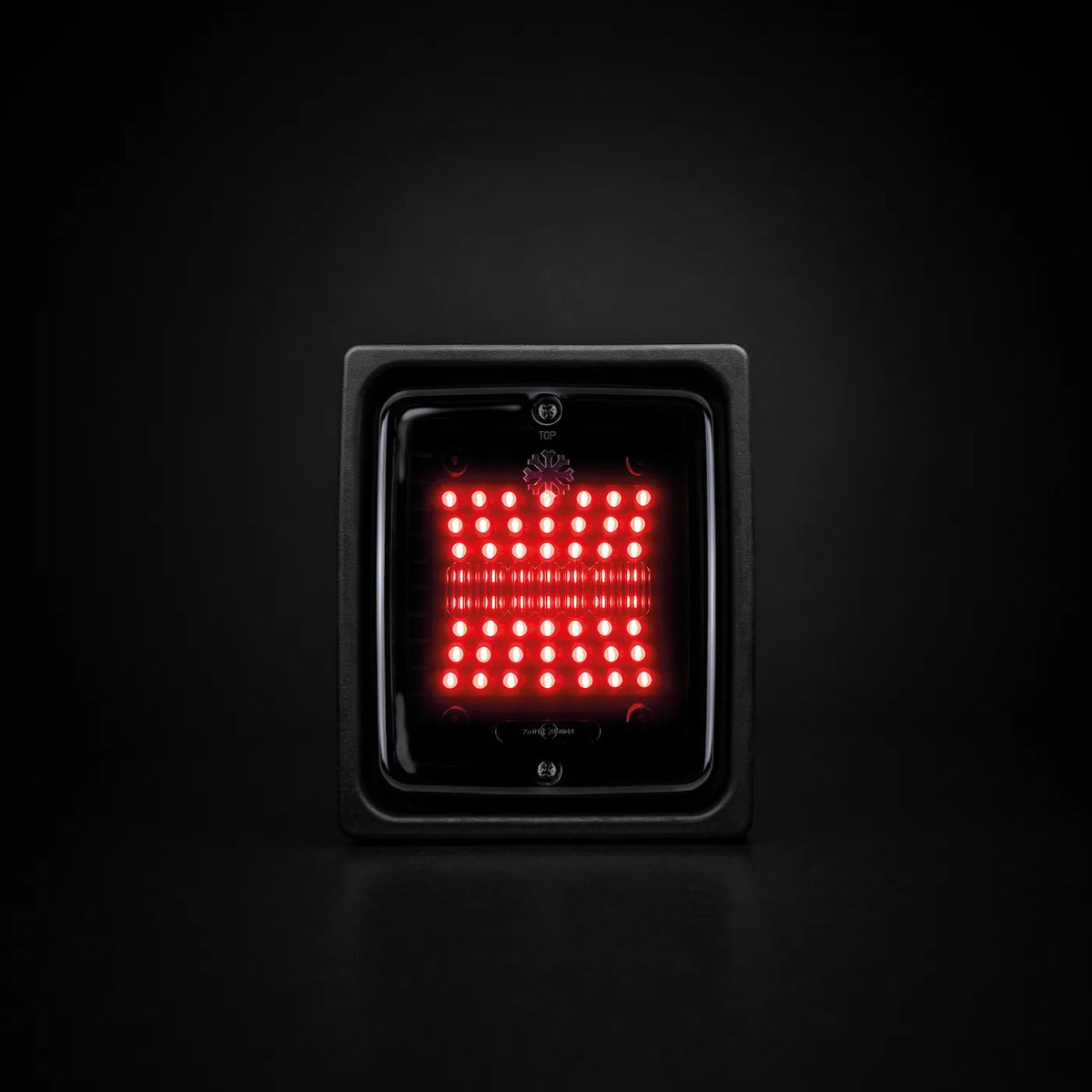 Dark Knight IZE LED Square Takavalo, parkki/jarru – 2-toiminen LED-takavalo