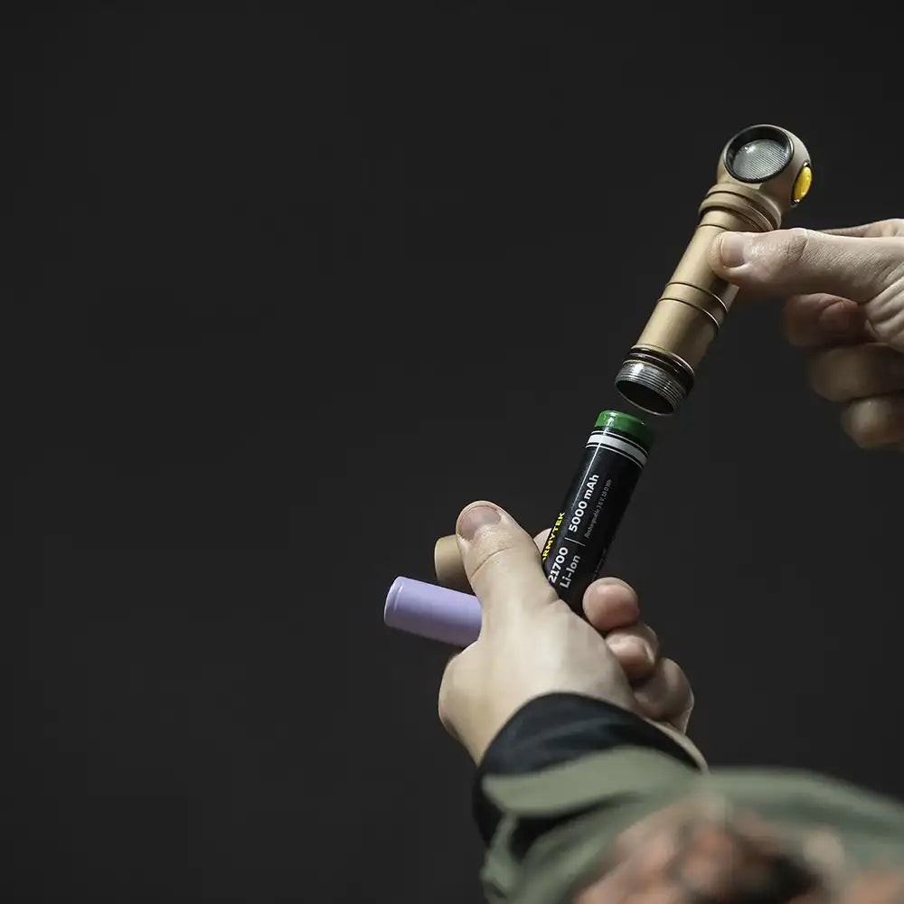 Otsalamppu Armytek Wizard C2 Pro Max Sand Kylmä Sävy 4000 lm